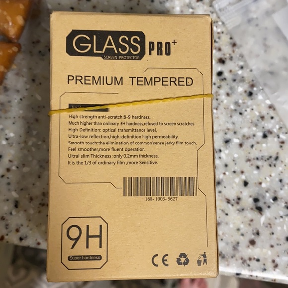 Apple Watch screen protectors (3) - Picture 3 of 3